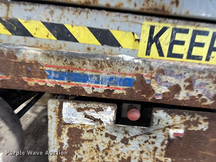 image for item DT0568 2001 Skyjack SJ III 3226 scissor lift