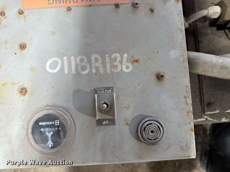 image for item DT0568 2001 Skyjack SJ III 3226 scissor lift