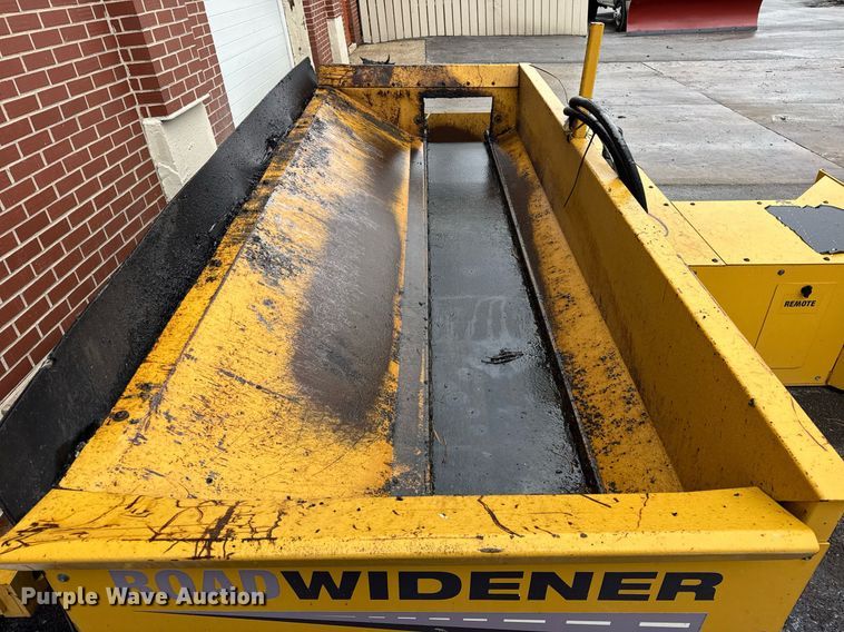 image for item DU3294 Road Widener FH-R skid steer road widener