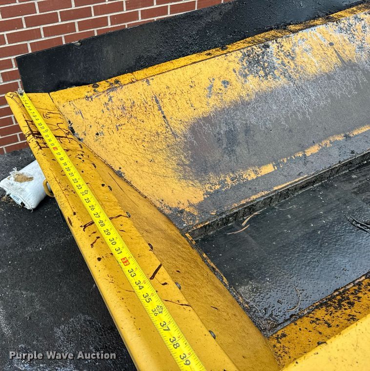 image for item DU3294 Road Widener FH-R skid steer road widener