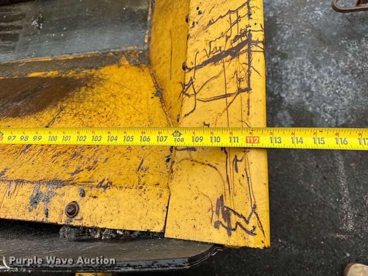 image for item DU3294 Road Widener FH-R skid steer road widener
