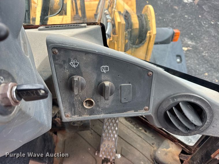 image for item DU3297 2005 Caterpillar 928GZ wheel loader