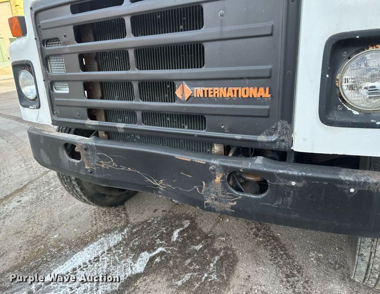 image for item DV0577 1987 International  1954 reel truck