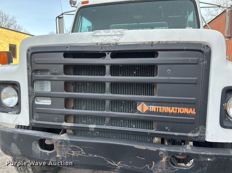 image for item DV0577 1987 International  1954 reel truck