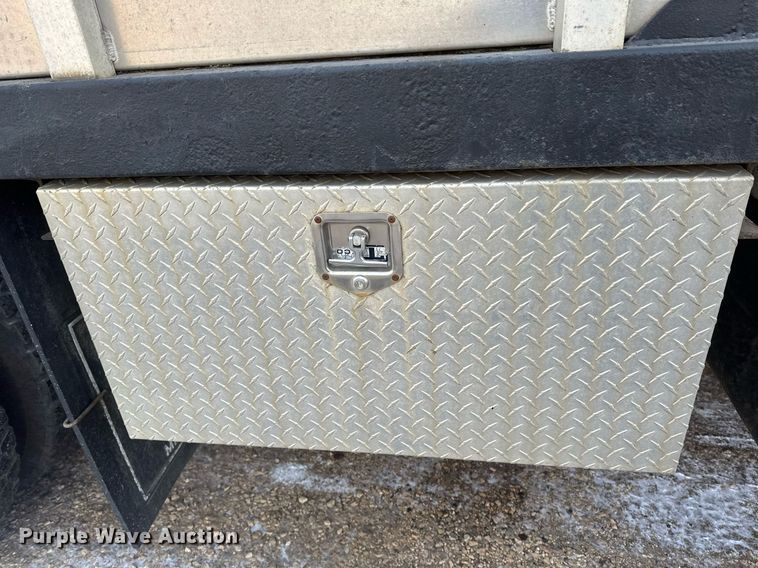 image for item DV0577 1987 International  1954 reel truck