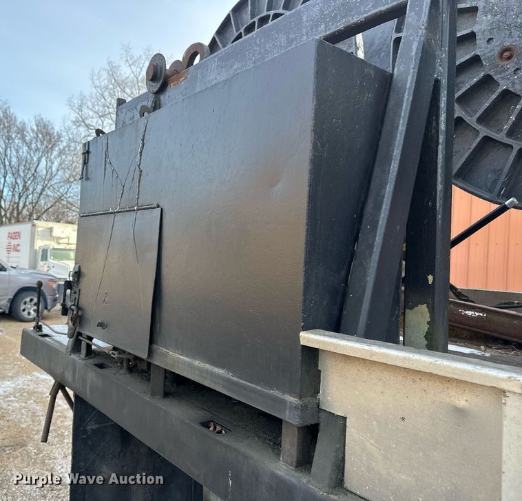 image for item DV0577 1987 International  1954 reel truck