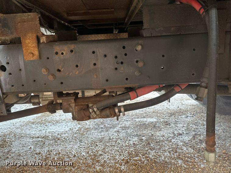 image for item DV0577 1987 International  1954 reel truck