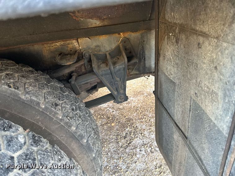 image for item DV0577 1987 International  1954 reel truck