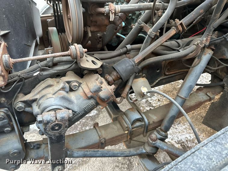 image for item DV0577 1987 International  1954 reel truck