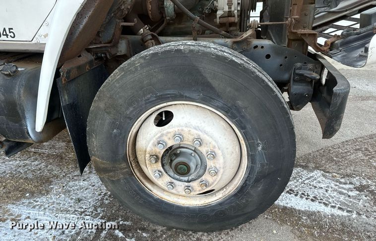 image for item DV0577 1987 International  1954 reel truck