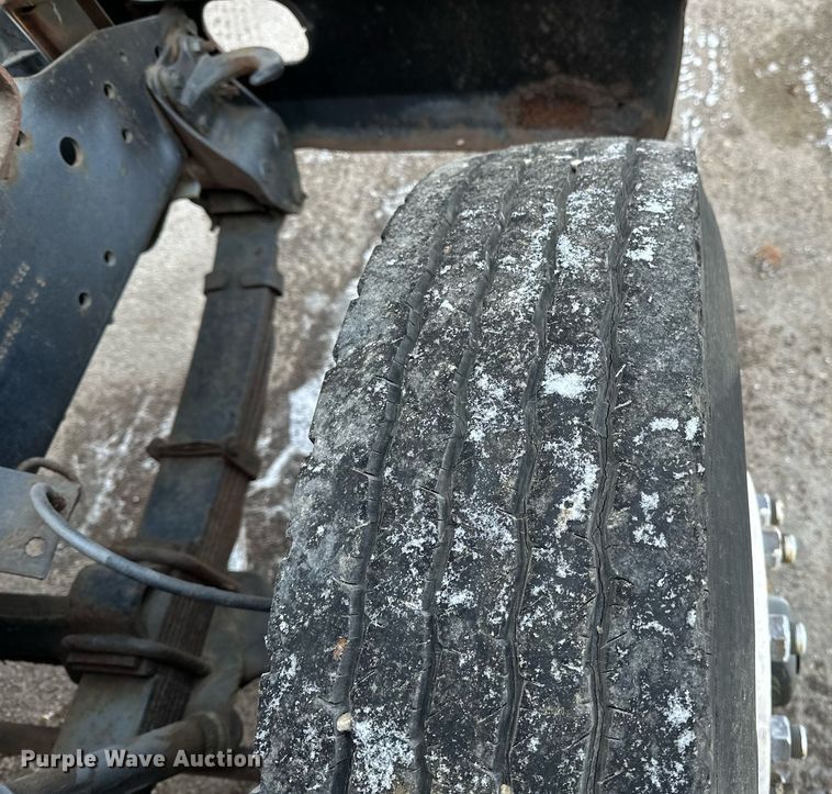 image for item DV0577 1987 International  1954 reel truck