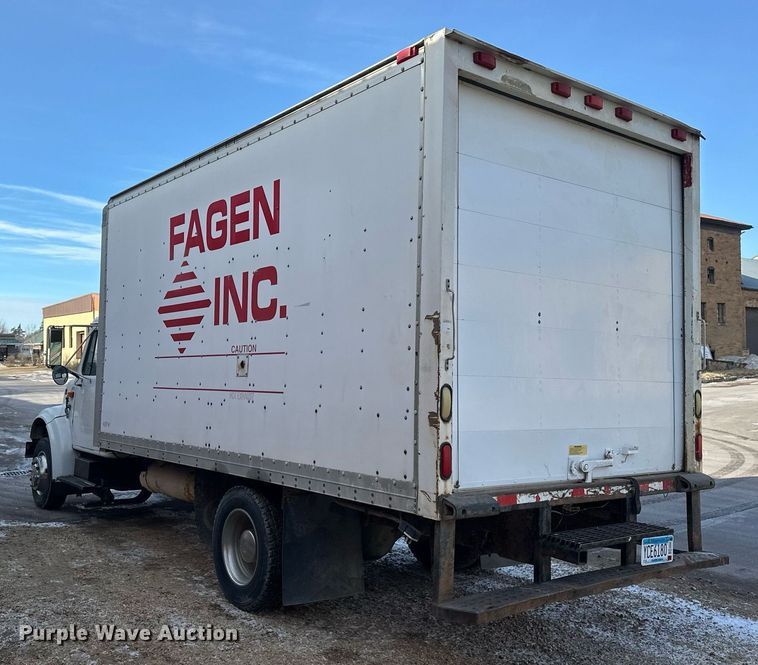 image for item DV0578 2000 International  4700 refrigerated delivery truck
