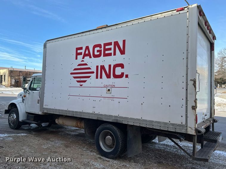 image for item DV0578 2000 International  4700 refrigerated delivery truck