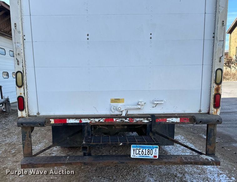 image for item DV0578 2000 International  4700 refrigerated delivery truck