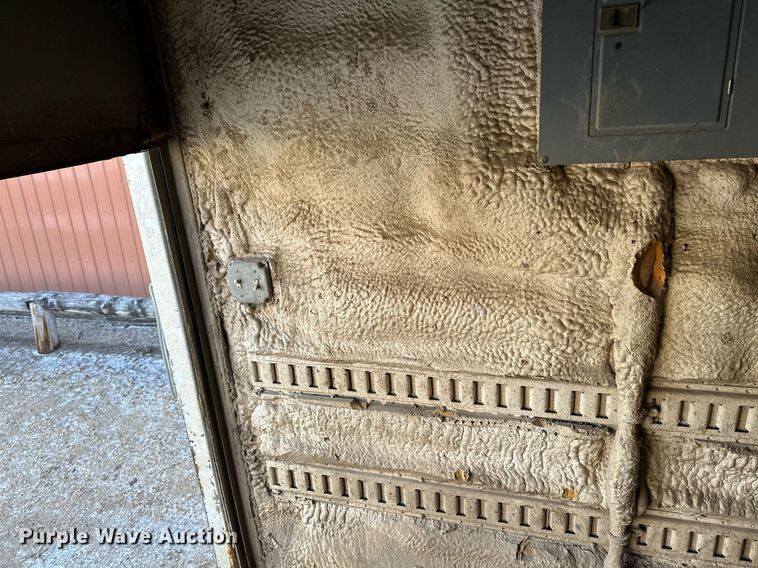 image for item DV0578 2000 International  4700 refrigerated delivery truck