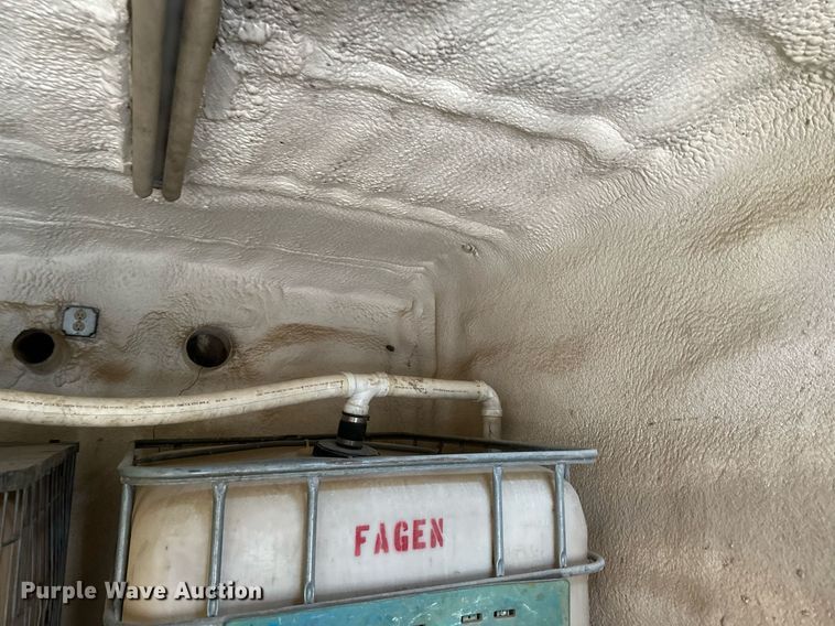 image for item DV0578 2000 International  4700 refrigerated delivery truck