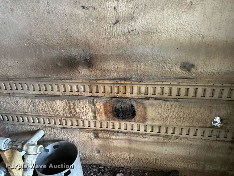 image for item DV0578 2000 International  4700 refrigerated delivery truck