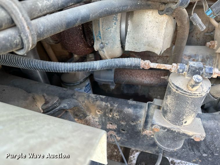 image for item DV0578 2000 International  4700 refrigerated delivery truck