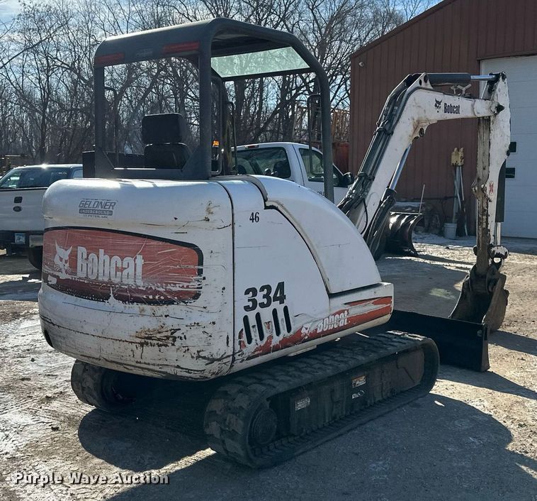 image for item DV0579 2004 Bobcat 334 G mini excavator