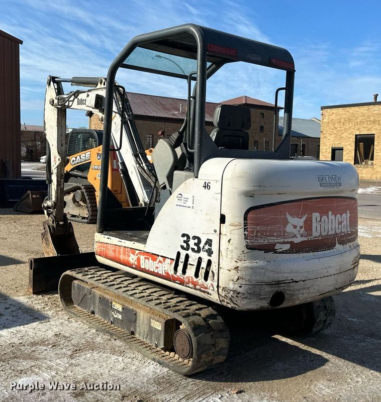 image for item DV0579 2004 Bobcat 334 G mini excavator