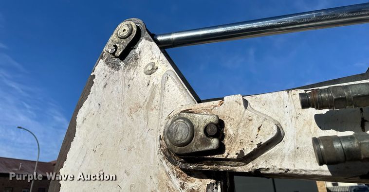 image for item DV0579 2004 Bobcat 334 G mini excavator