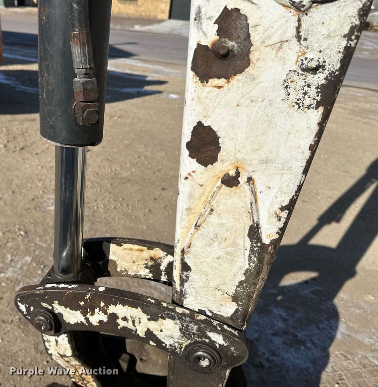 image for item DV0579 2004 Bobcat 334 G mini excavator