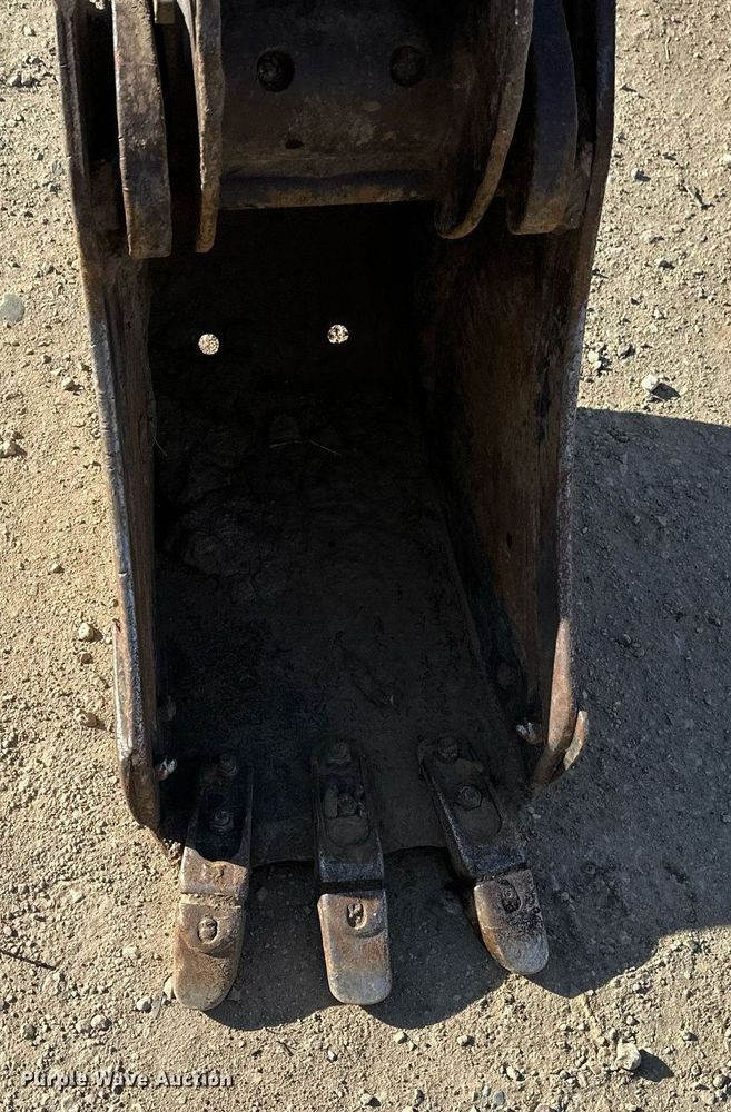 image for item DV0579 2004 Bobcat 334 G mini excavator