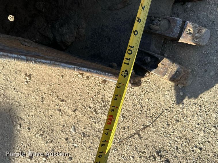 image for item DV0579 2004 Bobcat 334 G mini excavator