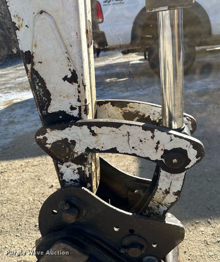 image for item DV0579 2004 Bobcat 334 G mini excavator