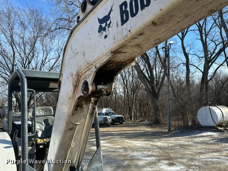 image for item DV0579 2004 Bobcat 334 G mini excavator