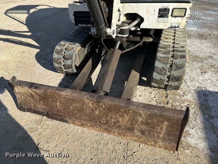 image for item DV0579 2004 Bobcat 334 G mini excavator