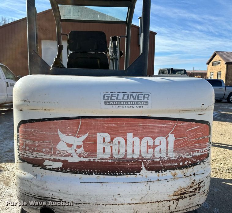 image for item DV0579 2004 Bobcat 334 G mini excavator