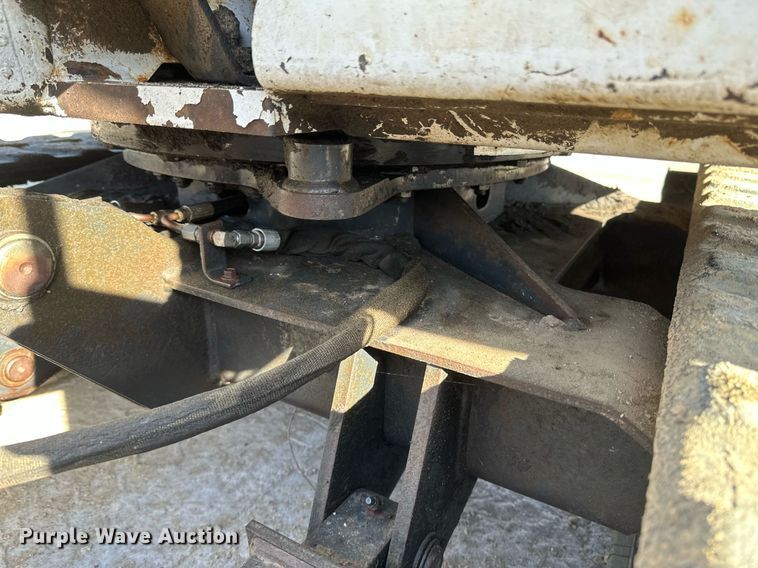 image for item DV0579 2004 Bobcat 334 G mini excavator