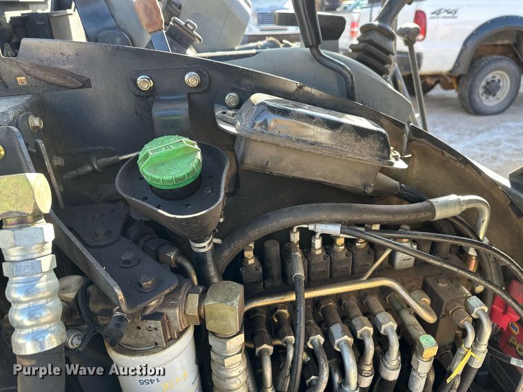 image for item DV0579 2004 Bobcat 334 G mini excavator