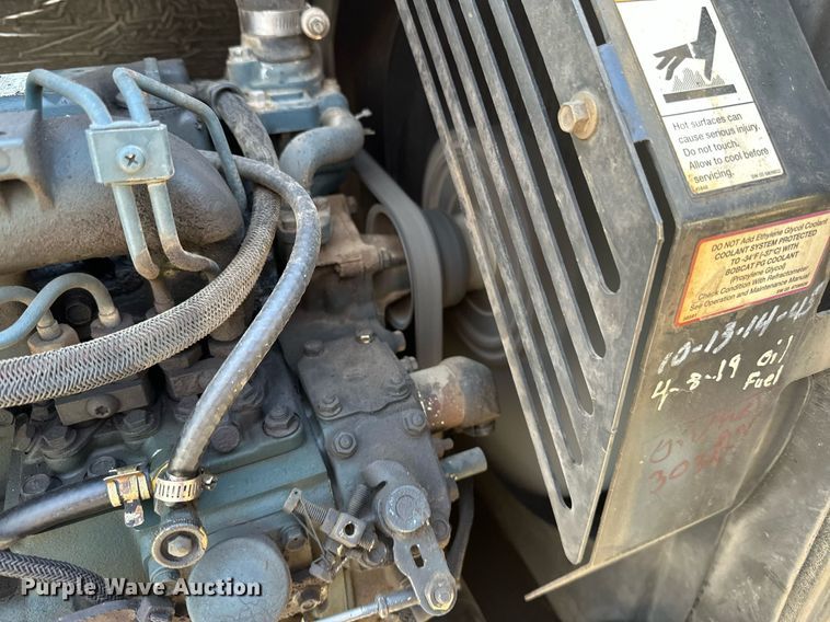 image for item DV0579 2004 Bobcat 334 G mini excavator