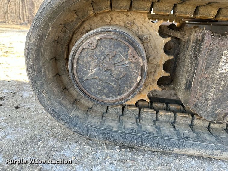 image for item DV0579 2004 Bobcat 334 G mini excavator