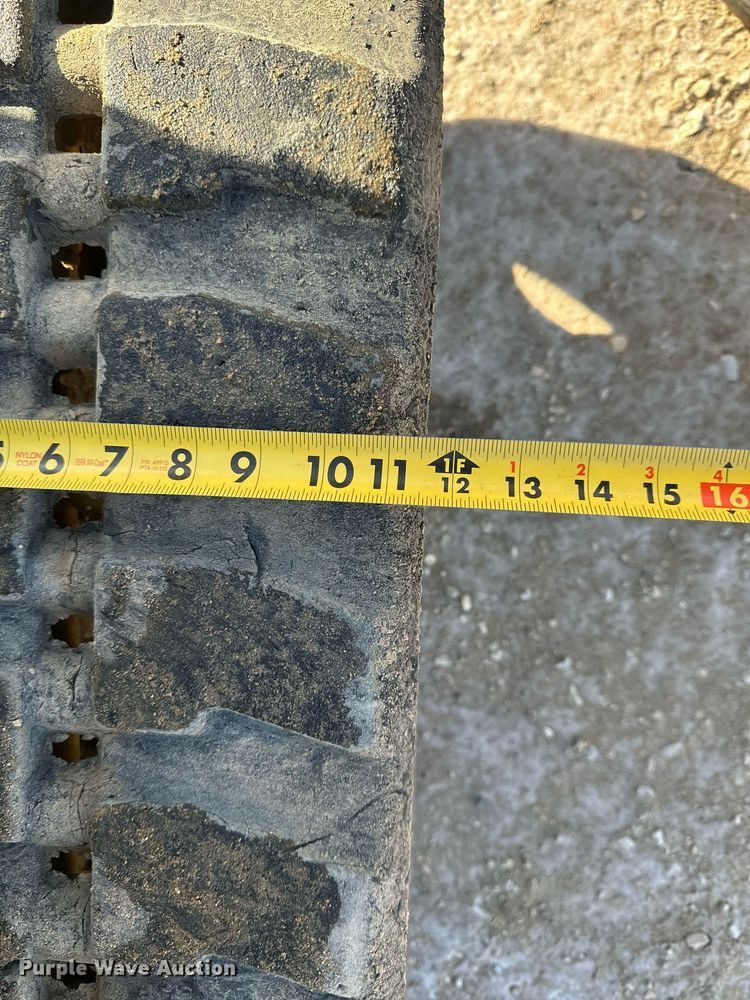 image for item DV0579 2004 Bobcat 334 G mini excavator