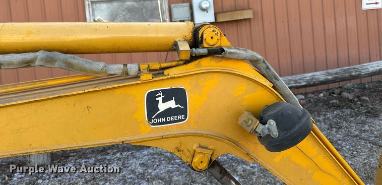image for item DV0580 1992 John Deere 15 mini excavator