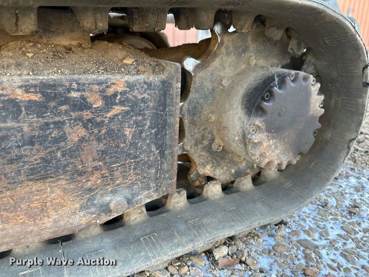 image for item DV0580 1992 John Deere 15 mini excavator