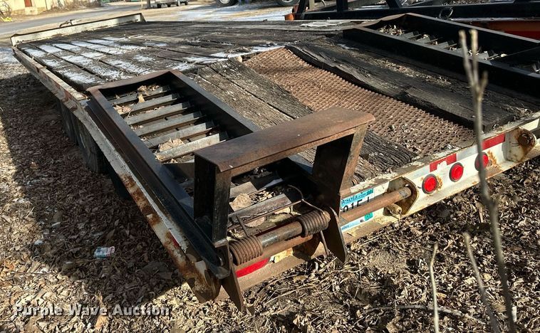 image for item DV0582 1993 Redi Haul equipment trailer