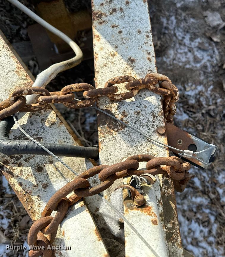 image for item DV0582 1993 Redi Haul equipment trailer