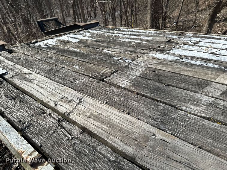 image for item DV0582 1993 Redi Haul equipment trailer