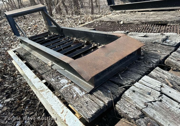 image for item DV0582 1993 Redi Haul equipment trailer