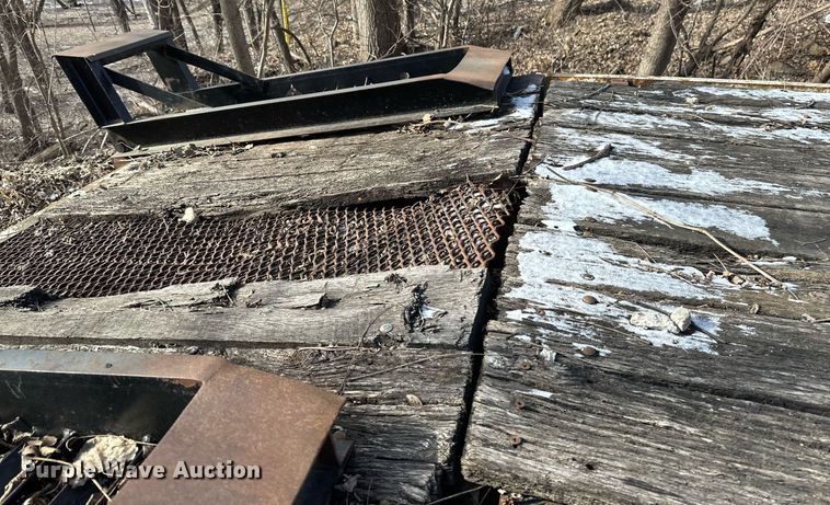 image for item DV0582 1993 Redi Haul equipment trailer