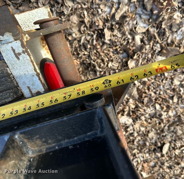 image for item DV0582 1993 Redi Haul equipment trailer