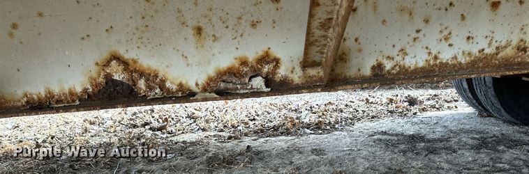 image for item DV0582 1993 Redi Haul equipment trailer