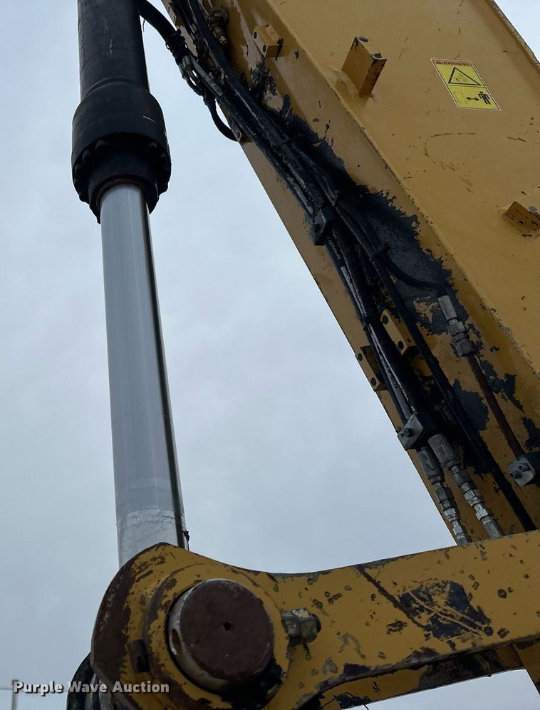 image for item DV0589 2014 Caterpillar 320EL excavator