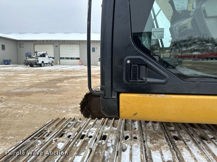 image for item DV0589 2014 Caterpillar 320EL excavator