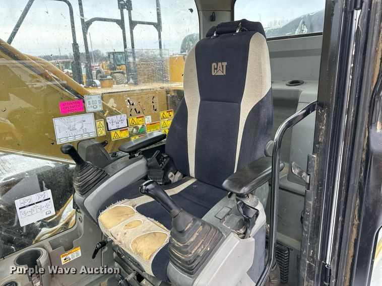 image for item DV0589 2014 Caterpillar 320EL excavator
