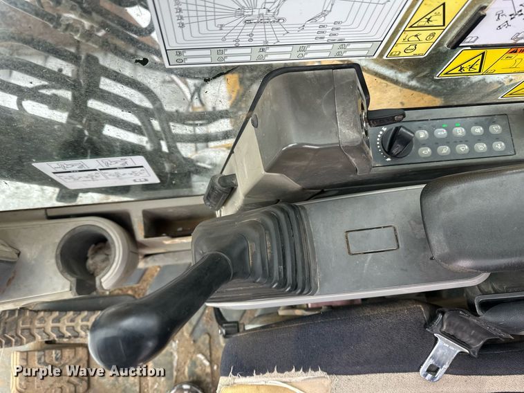 image for item DV0589 2014 Caterpillar 320EL excavator